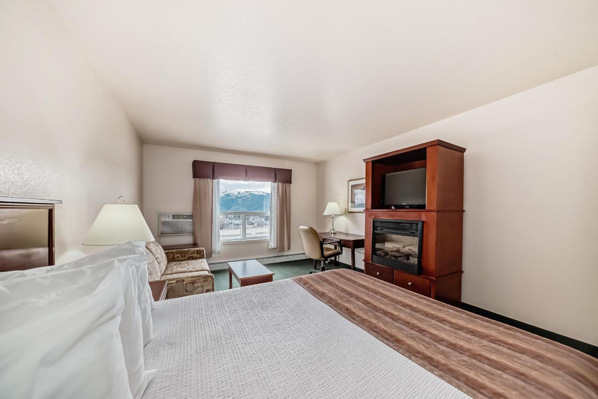 Grande Cache Inn & Suites ภายนอก รูปภาพ