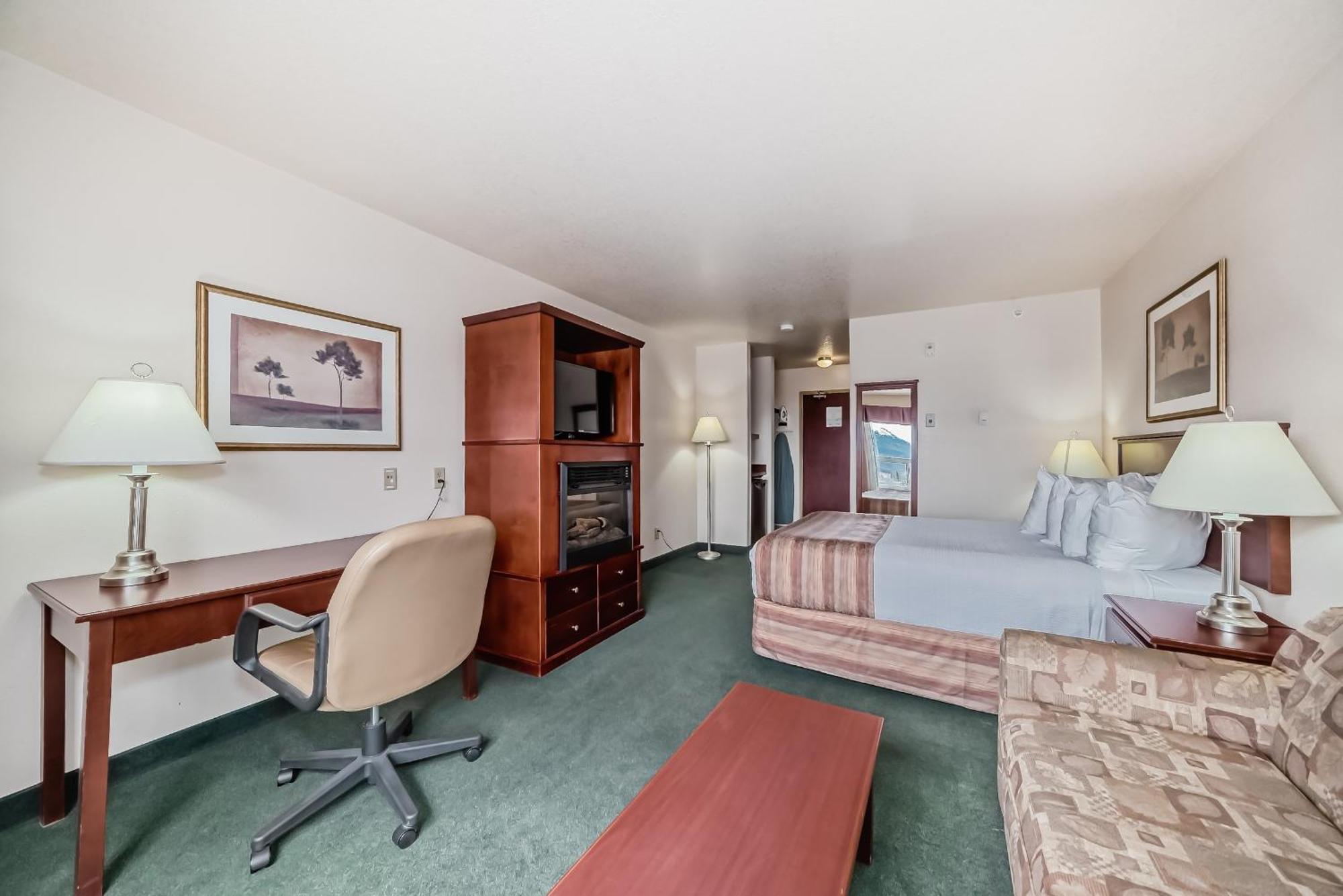 Grande Cache Inn & Suites ภายนอก รูปภาพ