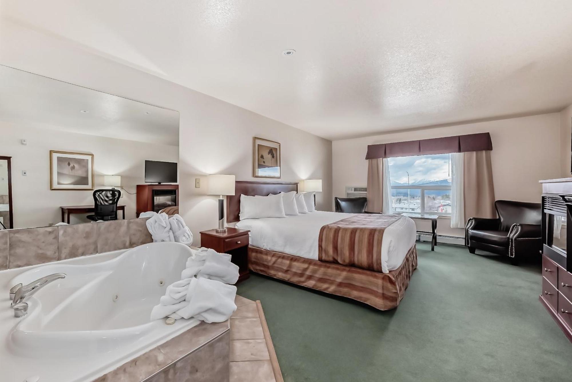 Grande Cache Inn & Suites ภายนอก รูปภาพ
