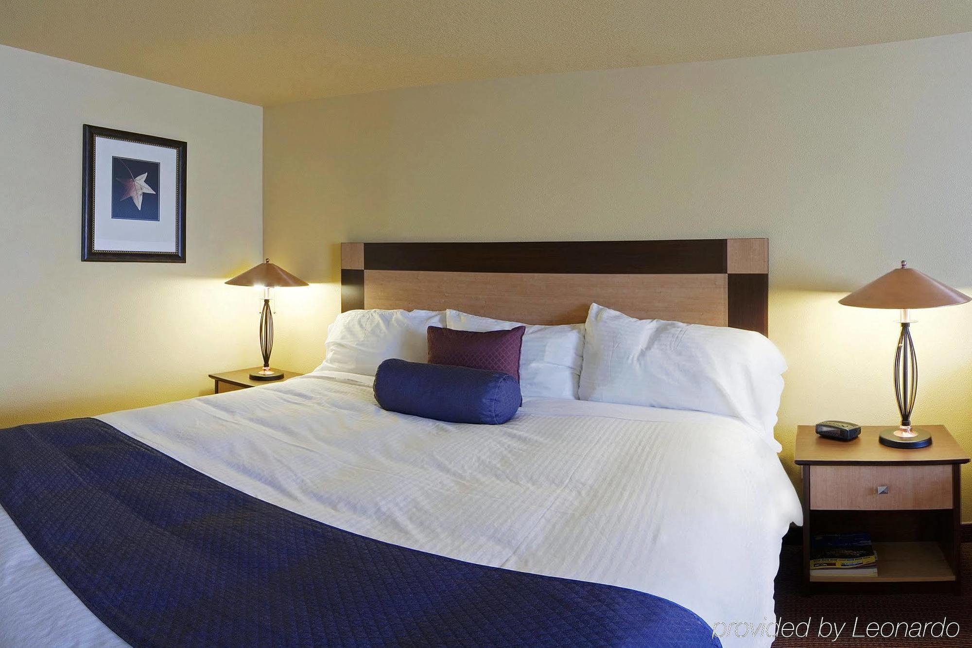 Grande Cache Inn & Suites ห้อง รูปภาพ