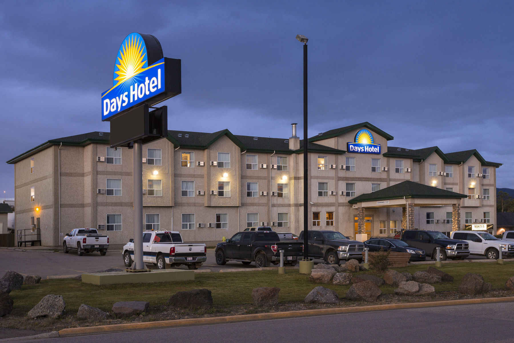 Grande Cache Inn & Suites ภายนอก รูปภาพ