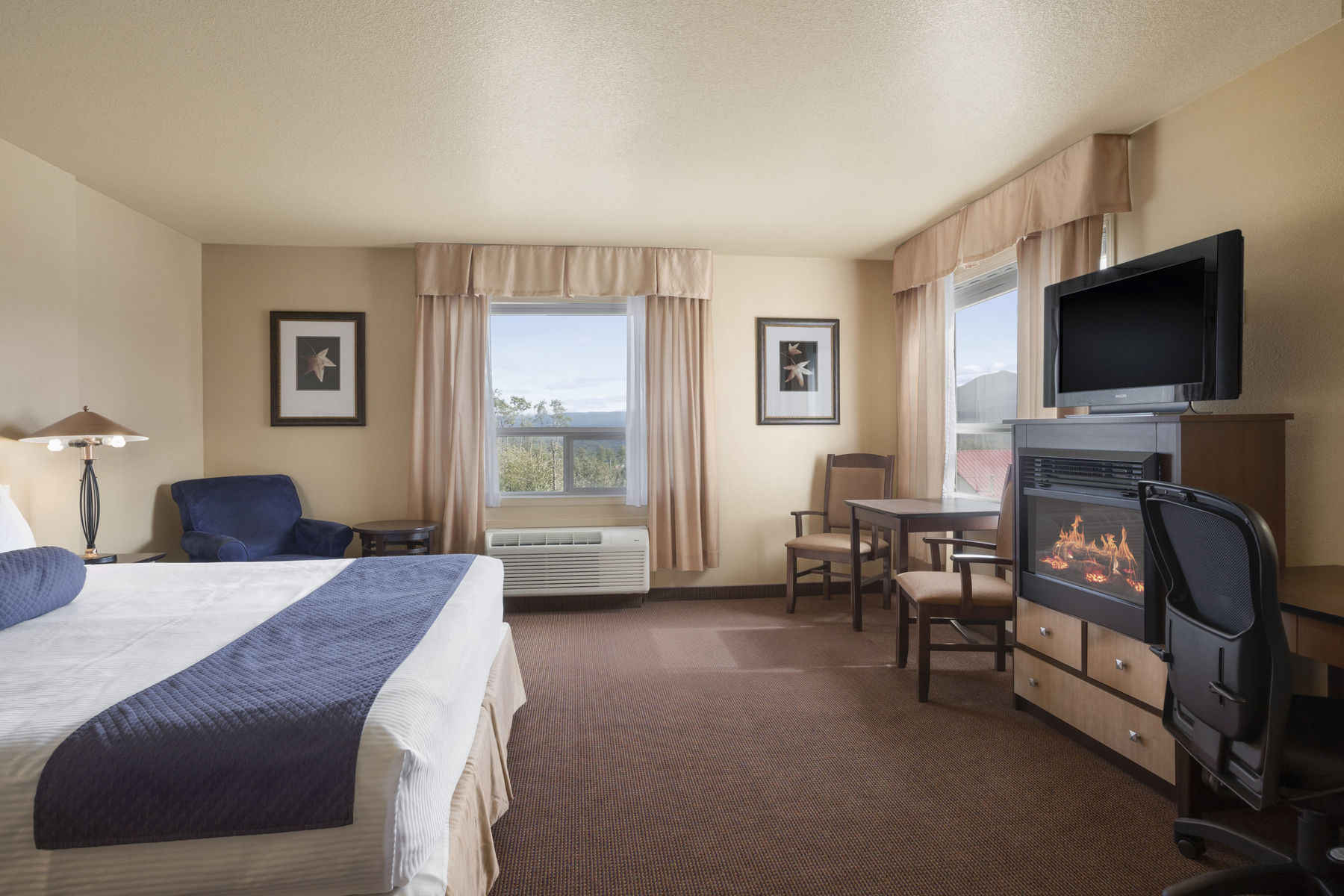 Grande Cache Inn & Suites ภายนอก รูปภาพ